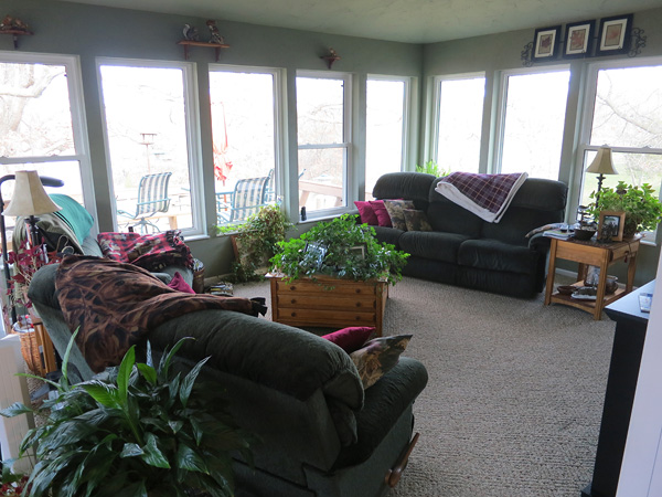 view of 4 season porch area wapello county Iowa home for sale